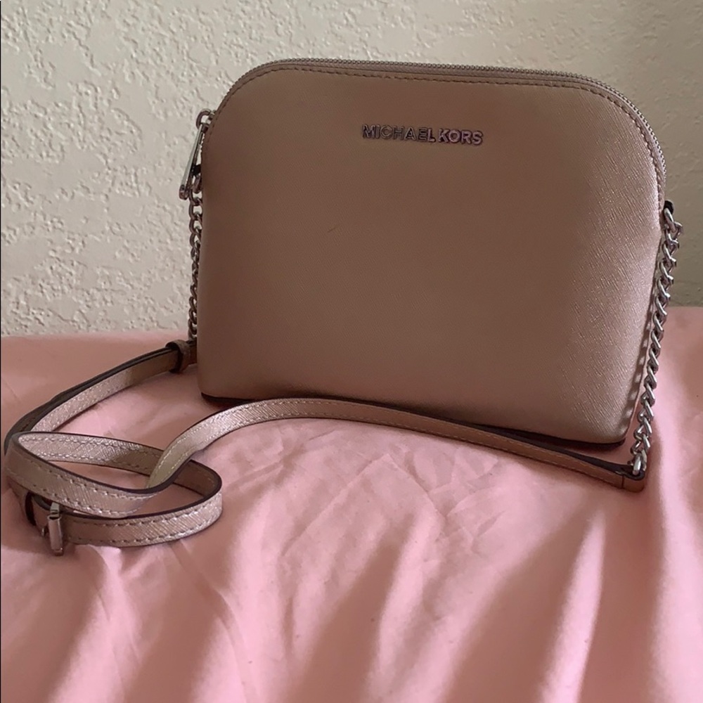 Crossbody bag